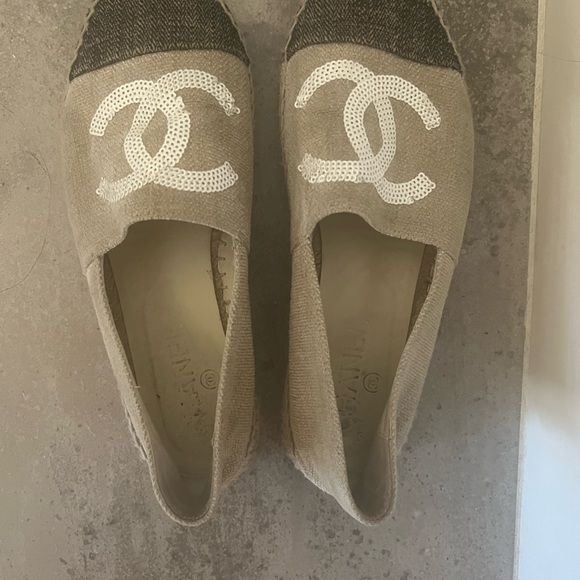 Chanel espadrille size 36 - Picture 2 of 3